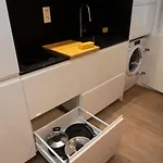 Moderno Piso Junto A La Plaza Mayor