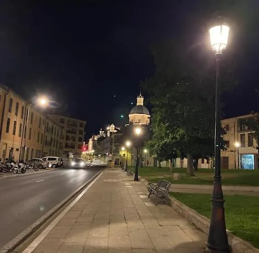 Appartamento Moderno Piso Junto A La Plaza Mayor